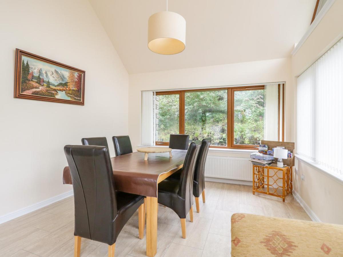Woodland Villa โอบาน ภายนอก รูปภาพ